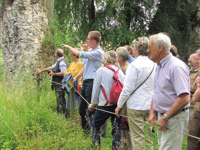 valorisation du patrimoine avec une visite d'un château dans le Pas-de-Calais